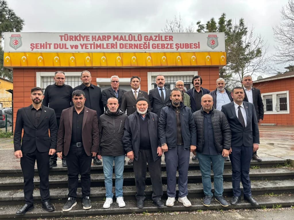 MHP Dilovası'ndan Şehit Aileleri ve Gazilere Bayram Ziyareti