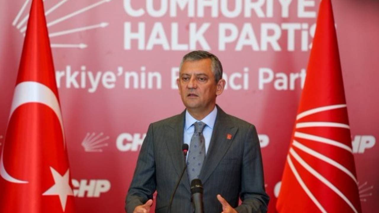 Özgür Özel'den CHP'li Belediyelere Çağrı!